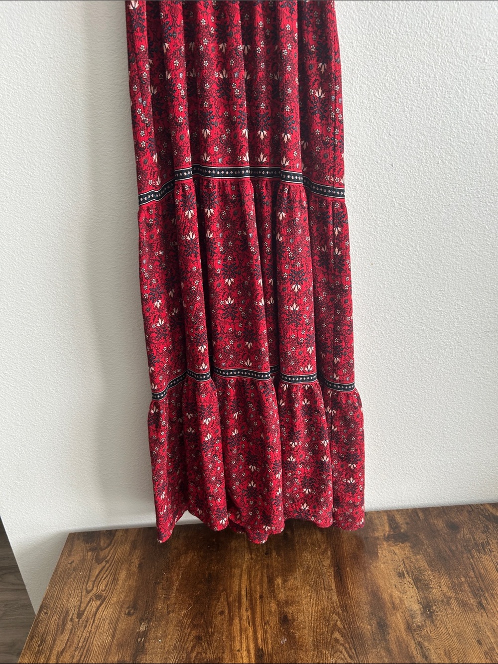 Max Studio Red Floral Bohemian Maxi Dress with Ruffle Neck - Picture 5 of 8